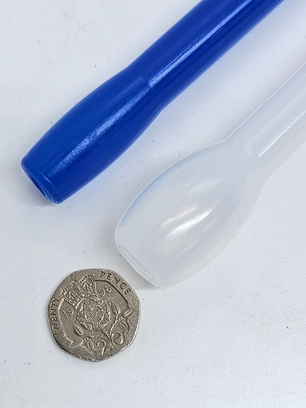 "Jersey" Feeding Tube for UDDA colostrum bags- Small size, Blue